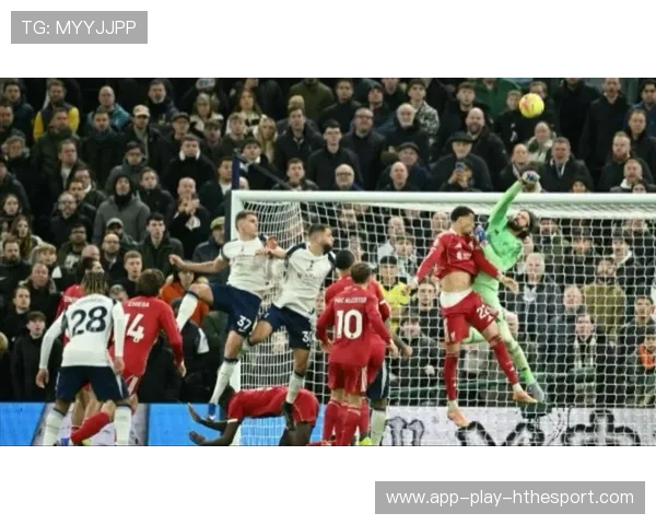 利物浦盯梅西式破局传球:如何打破进攻僵局,重塑战术魅力 利物浦盯梅西式破局传球:如何打破进攻僵局,重塑战术魅力