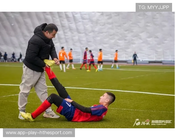 中国足球国家队打造硬核战术体系提升实战能力，中国足球战术风格