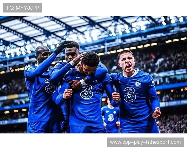 切尔西边路突破犀利，进攻火力全开，切尔西边路球员